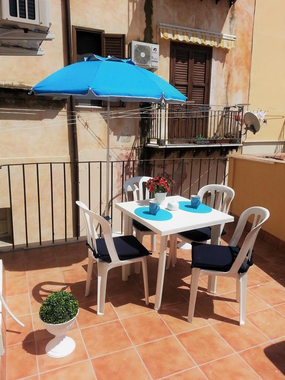 La Bifora Apartment Шака Екстериор снимка