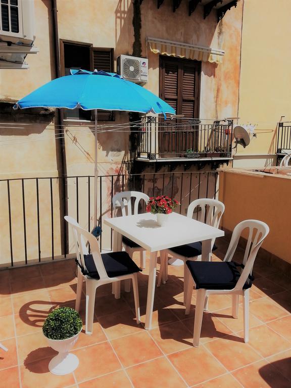 La Bifora Apartment Шака Екстериор снимка
