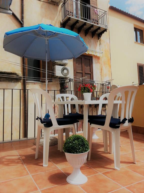 La Bifora Apartment Шака Екстериор снимка